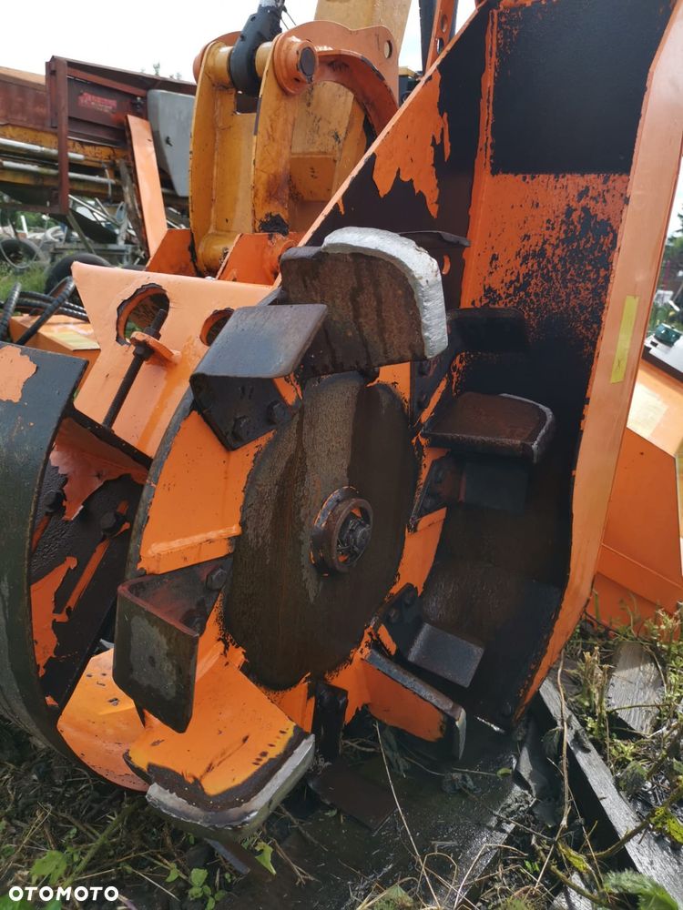 SaMasz kosiarka wysięgnikowa KWT 650 + 3 głowice - 9