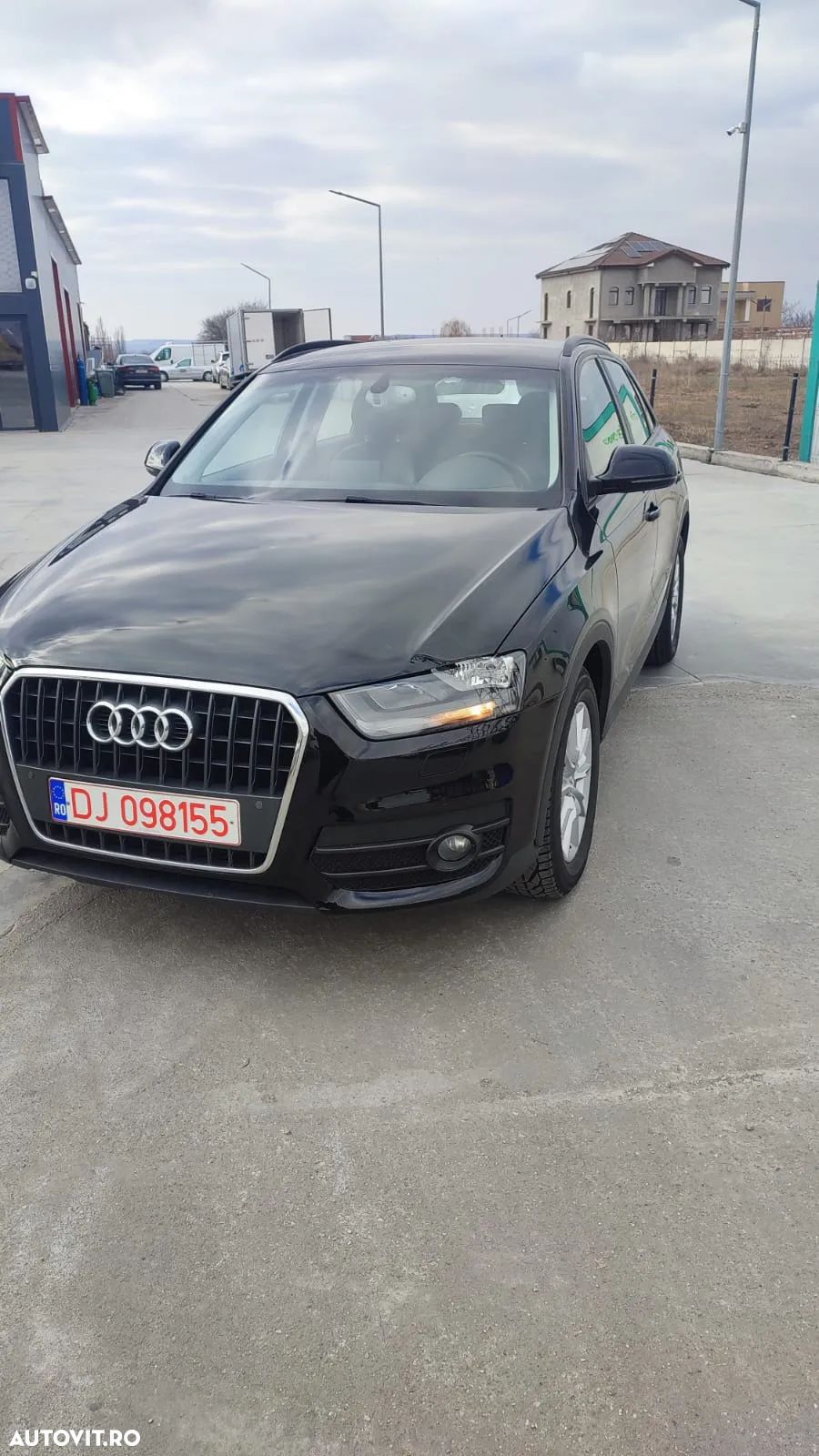 Audi Q3 2.0 TDI - 1