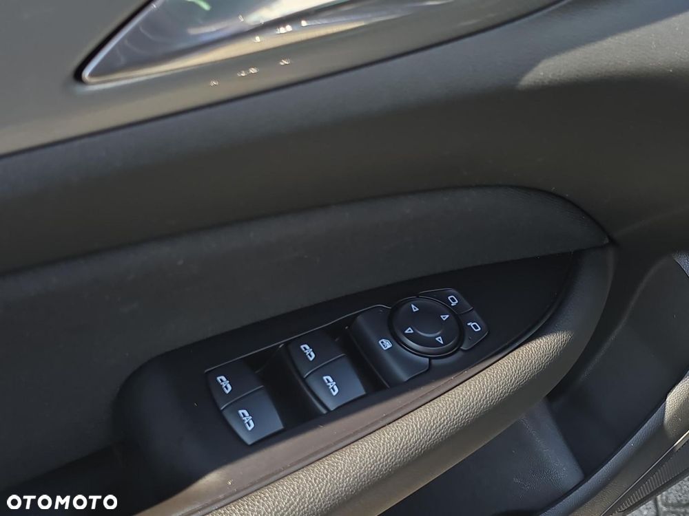 Opel Insignia 1.6 CDTI Enjoy S&S - 20