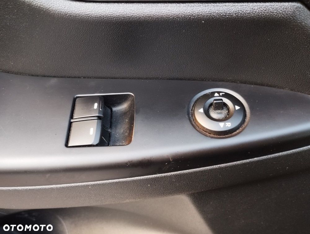 Hyundai ix20 1.6 BlueDrive Classic + - 27