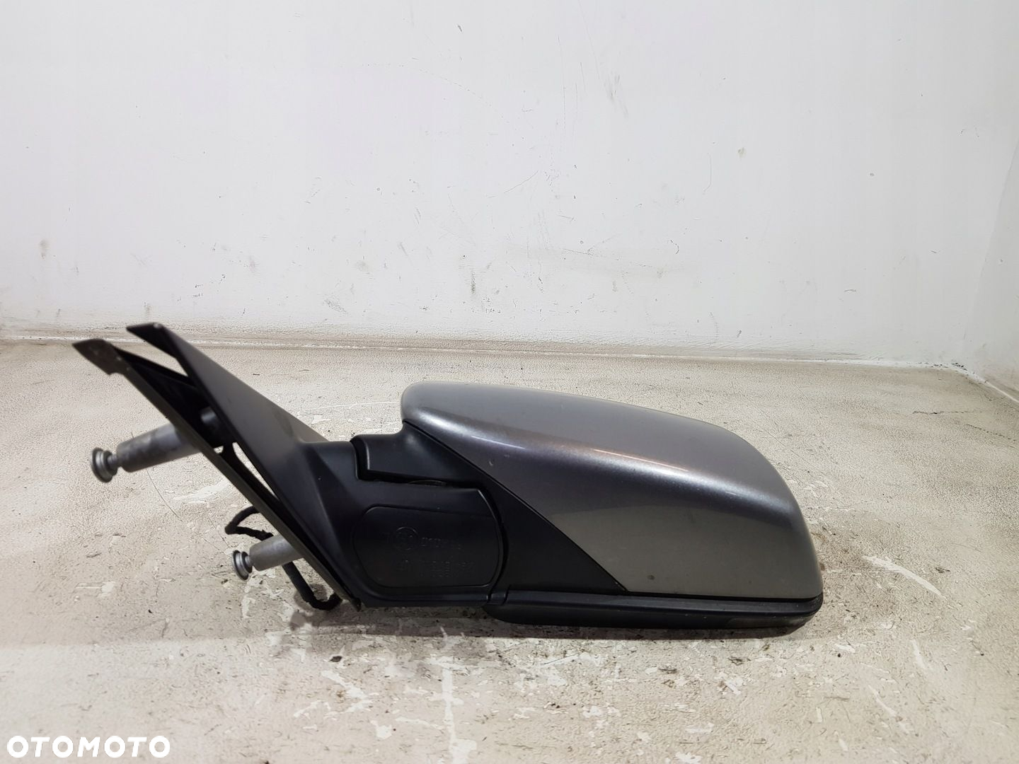 LUSTERKO LEWY PRZÓD BMW E60 E61 LCI EUR SPACEGRAU METALLIC A52/7 3PIN LED - 7