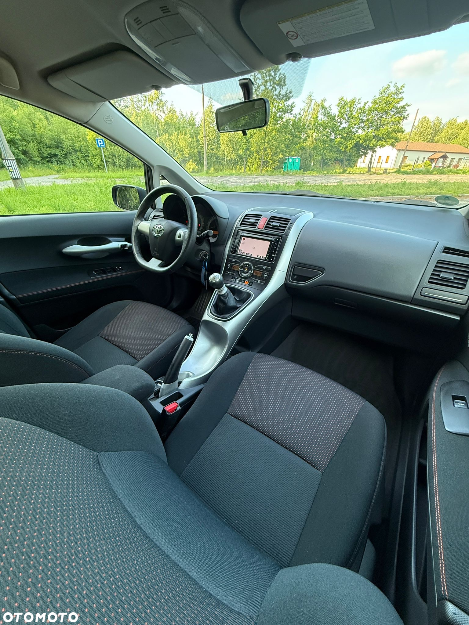 Toyota Auris 1.6 Life+ - 7