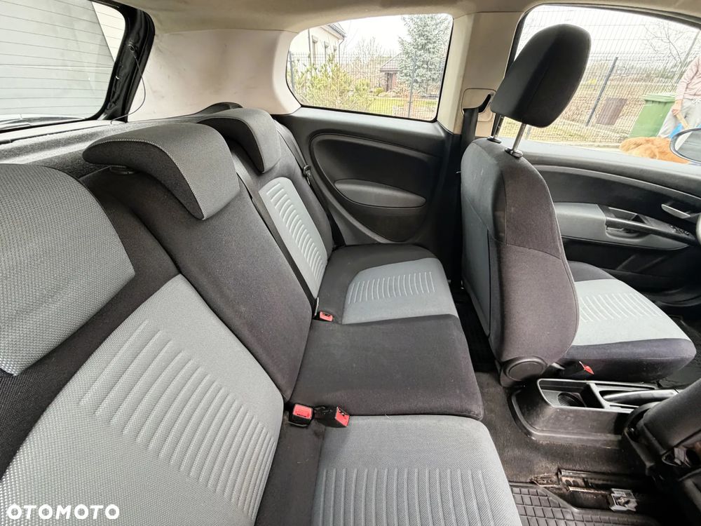 Fiat Grande Punto - 10