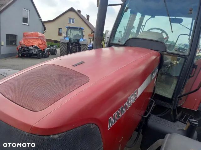 Maska pokrywa silnika 82036037 Case MXM155 - 5