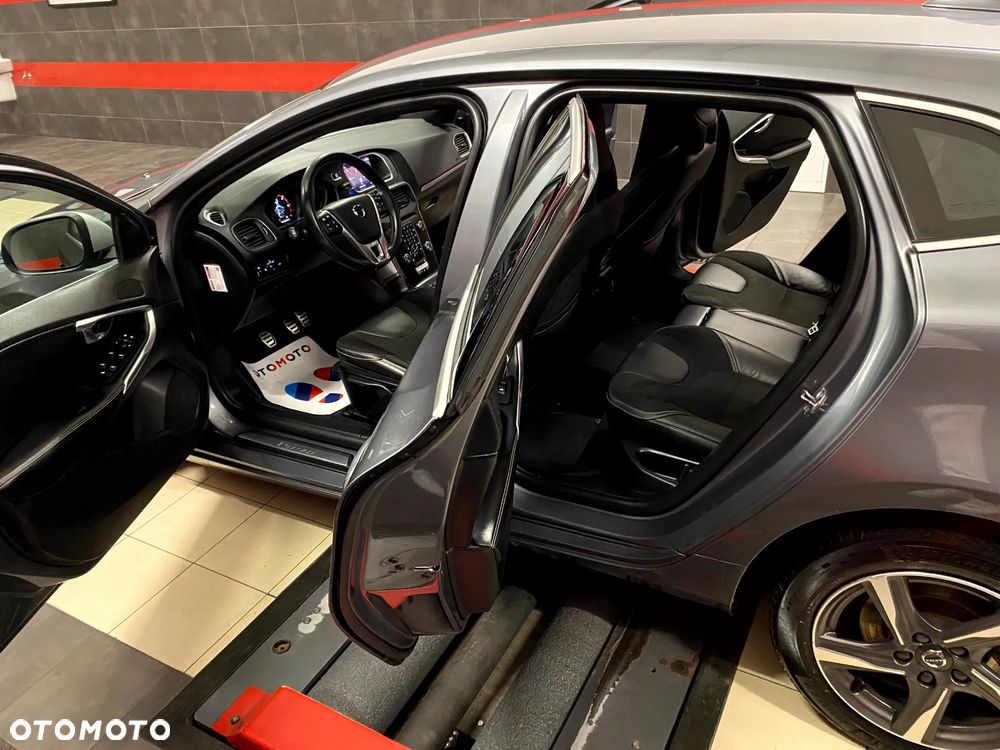 Volvo V40 D3 RDesign - 25