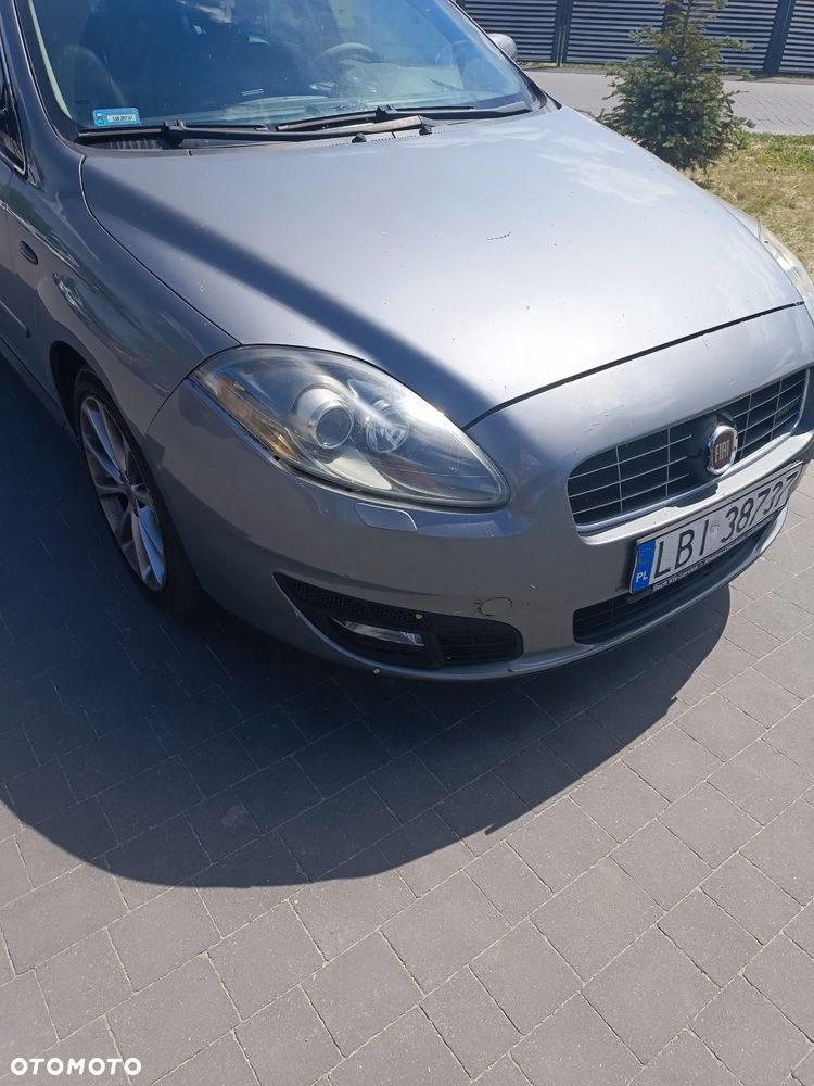Fiat Croma 2.4 JTD Emotion - 4