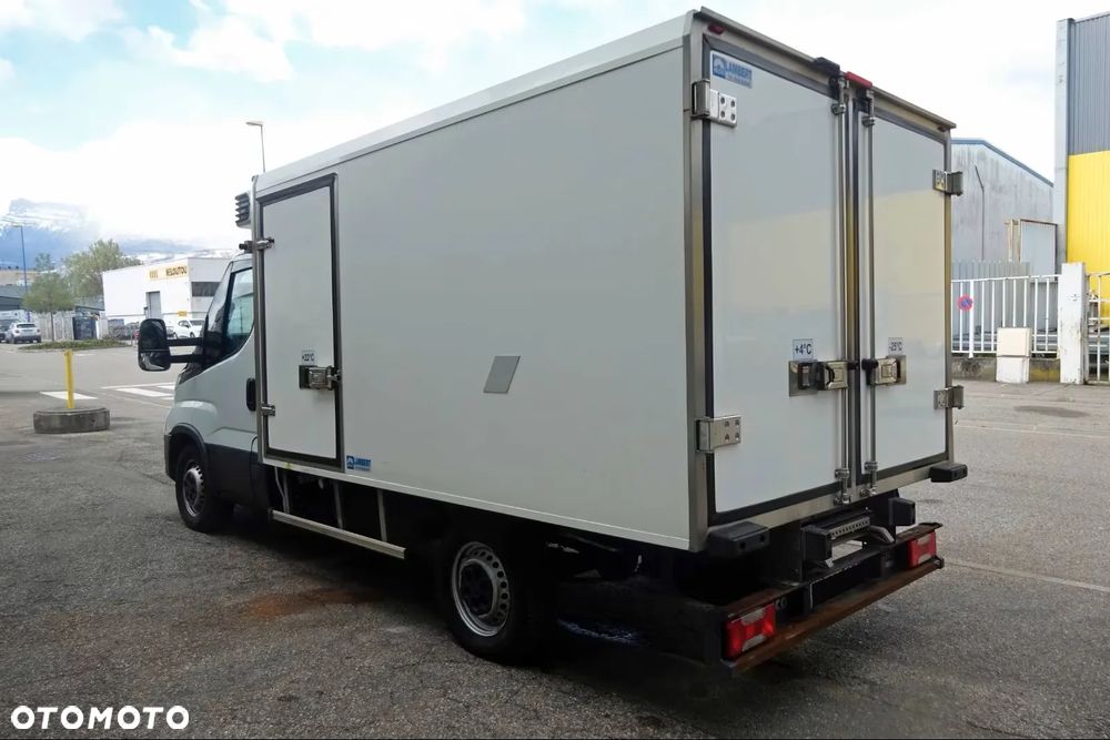 Iveco 35S16 CHŁODNIA MROŹNIA - 3