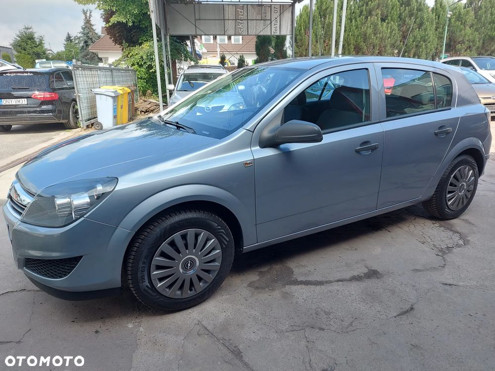 Opel Astra 1.4 Selection - 40