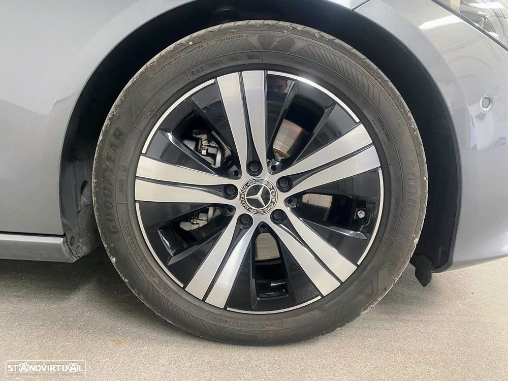 Mercedes-Benz C 220 d Avantgarde - 32