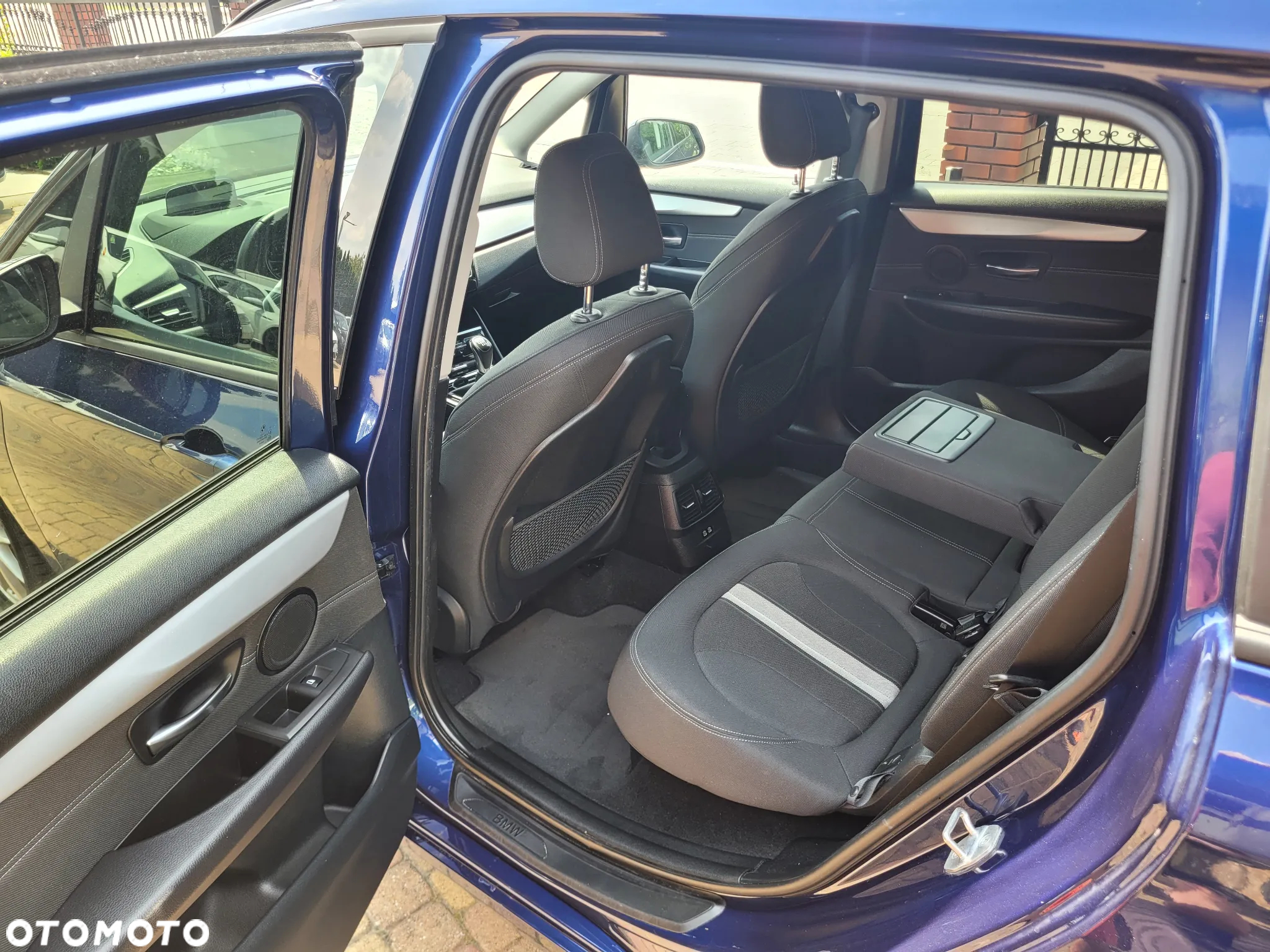 BMW Seria 2 218i Gran Tourer - 11