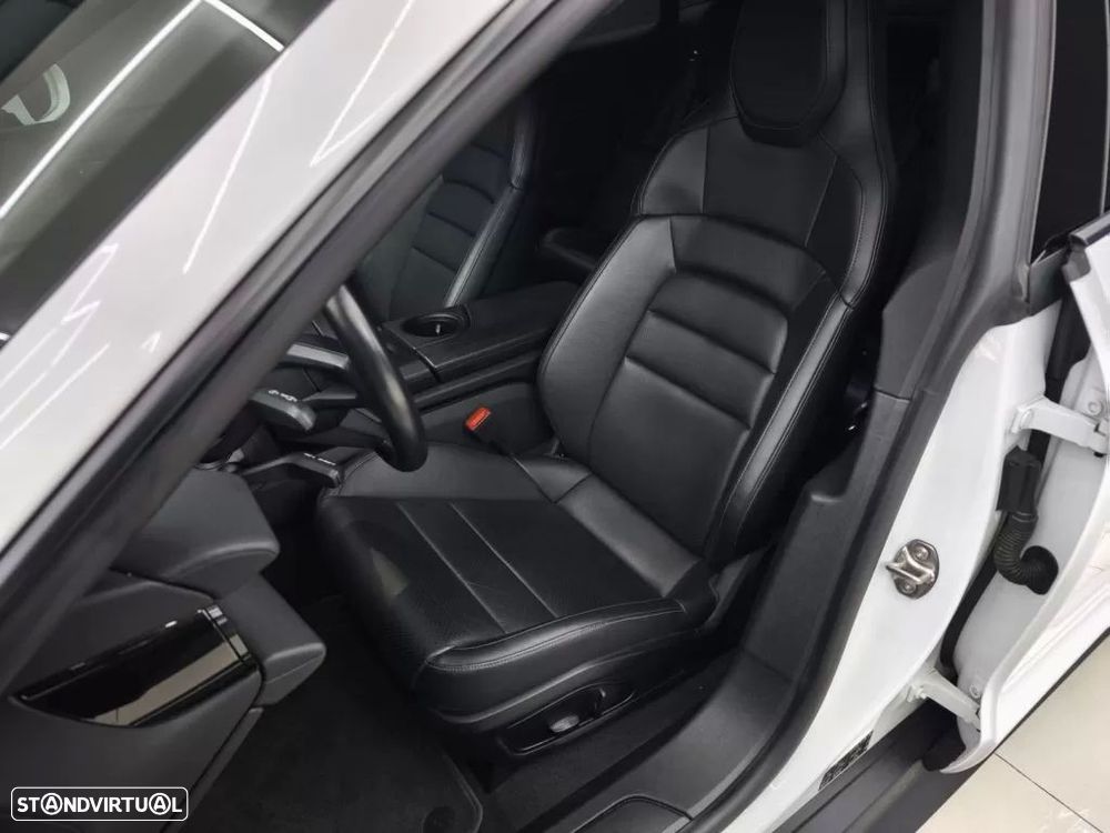 Porsche Taycan Bateria Performance Plus - 25