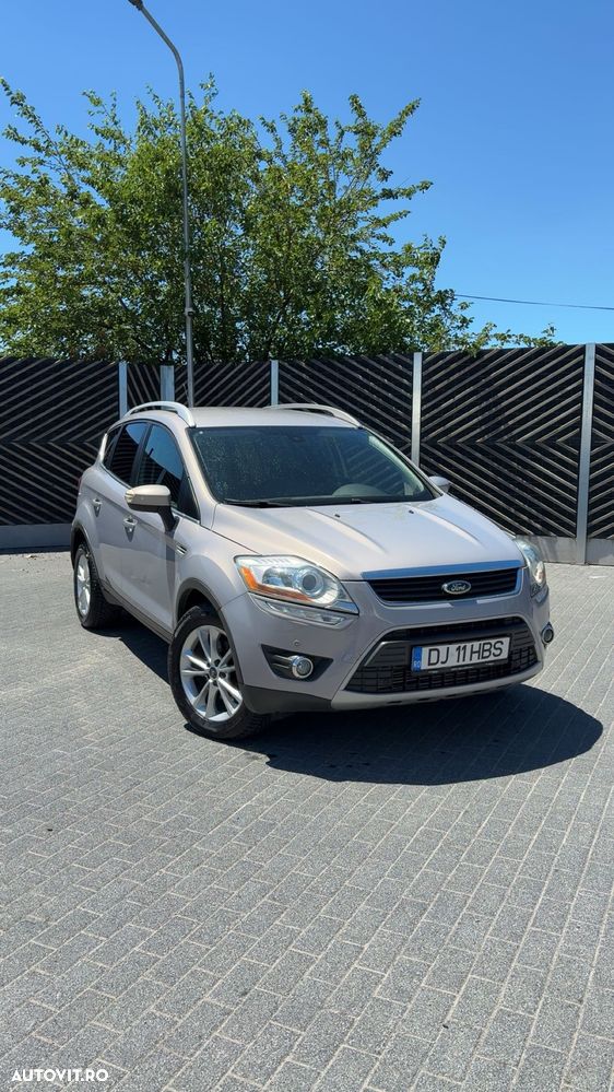 Ford Kuga 2.0 TDCi 4x4 Aut. Titanium - 1
