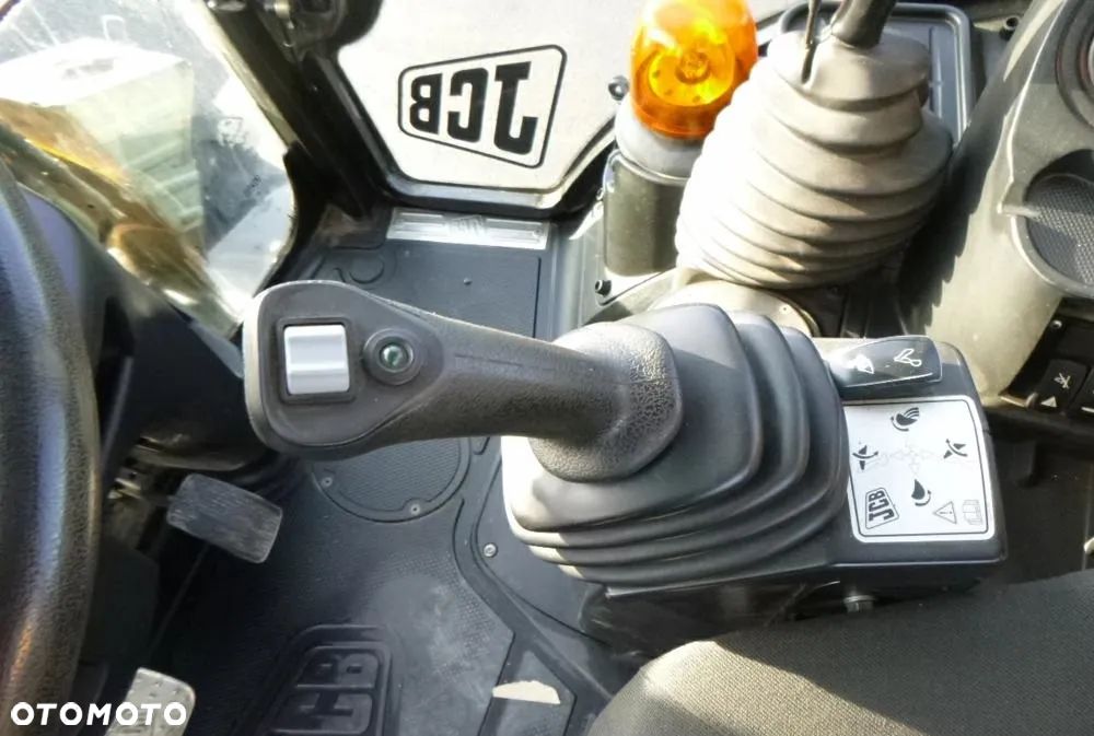 JCB 4CX ECO - 6