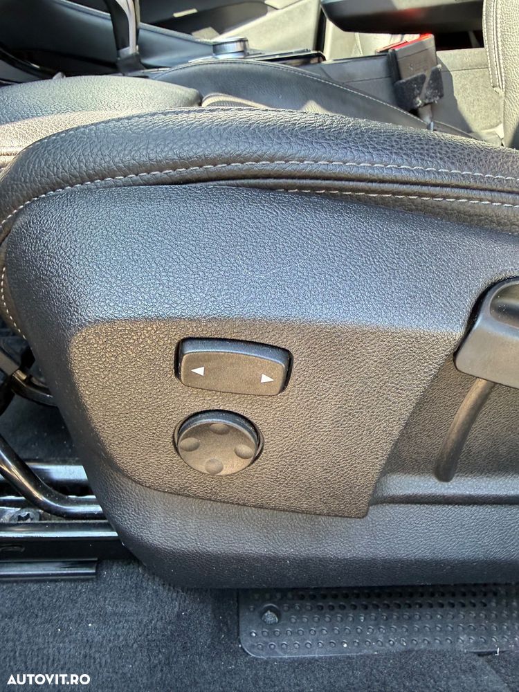 BMW X1 xDrive20d AT - 8