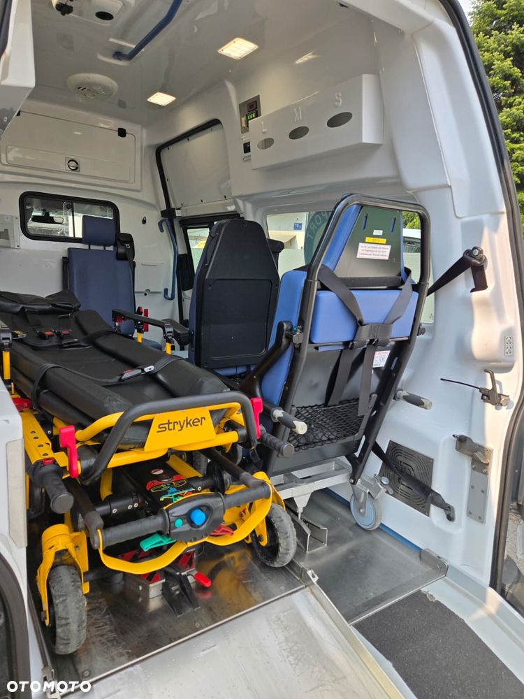 Volkswagen TRANSPORTER T6.1 Ambulans Karetka - 17