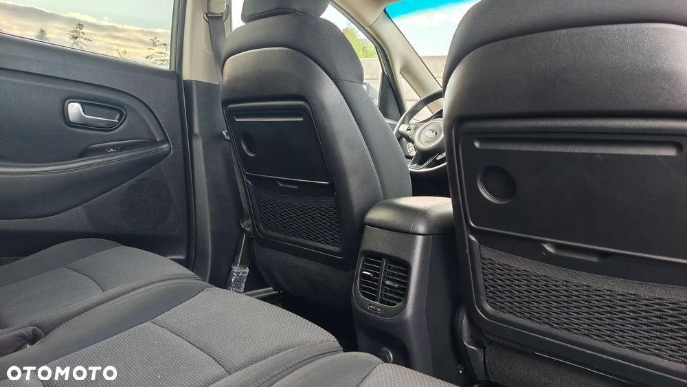Kia Carens 1.6 GDI ISG Vision - 37