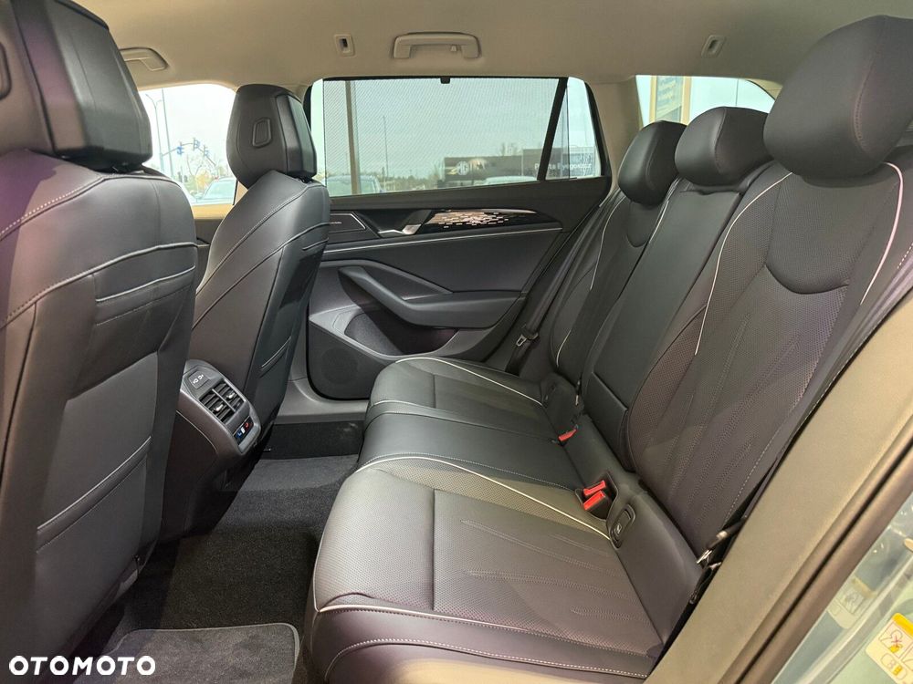 Volkswagen Passat Variant - 15