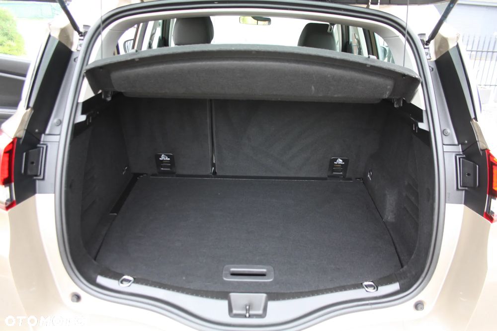 Renault Scenic ENERGY TCe 115 S&S Paris - 6