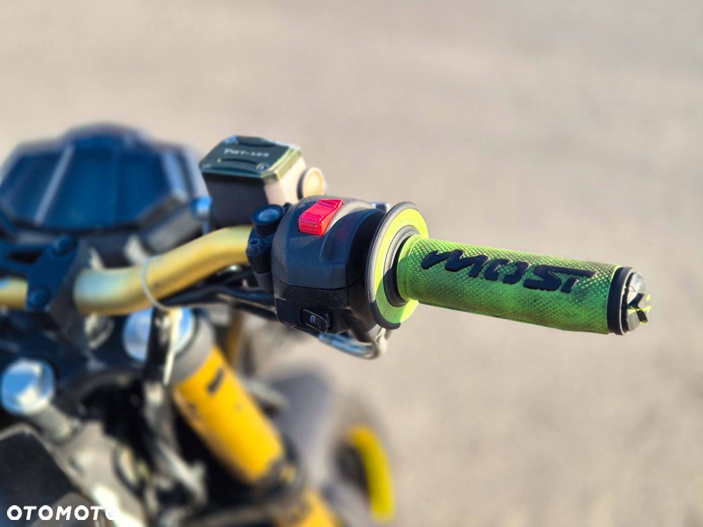Yamaha MT - 11