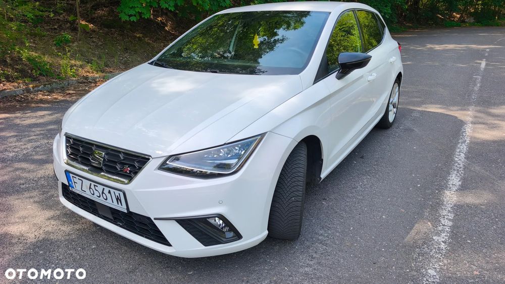 Seat Ibiza 1.0 TSI S&S FR Pro Black Edition - 1