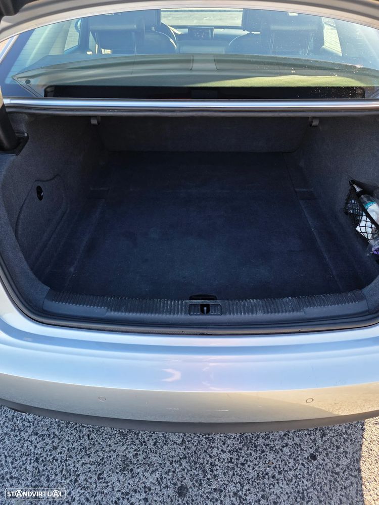Audi A6 2.0 TDi Multitronic - 9