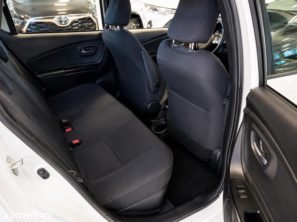 Toyota Yaris 1.5 VVT-i HSD Bi-Tone R&B - 7