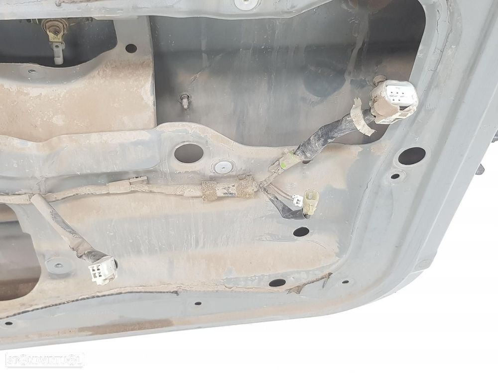 PORTA TRASEIRA TOYOTA LAND CRUISER 90 2000 -670056A240 - 4