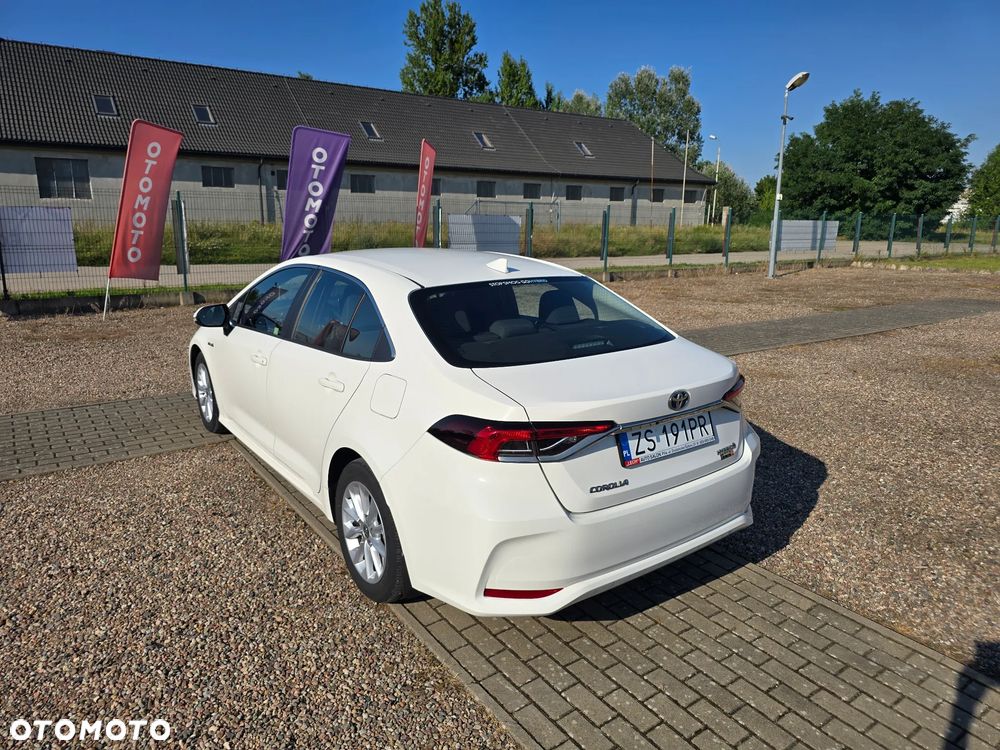 Toyota Corolla 1.8 Hybrid Comfort - 9