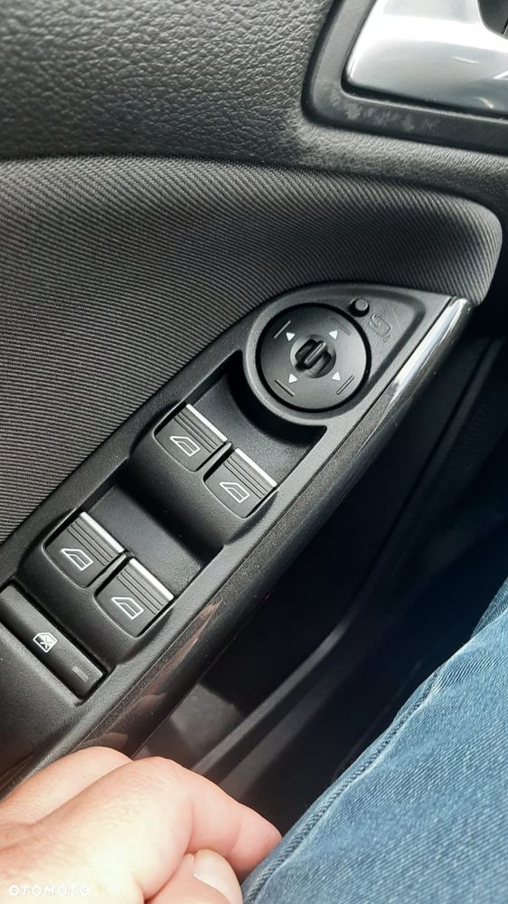 Ford Focus 2.0 TDCi Titanium ASS - 20