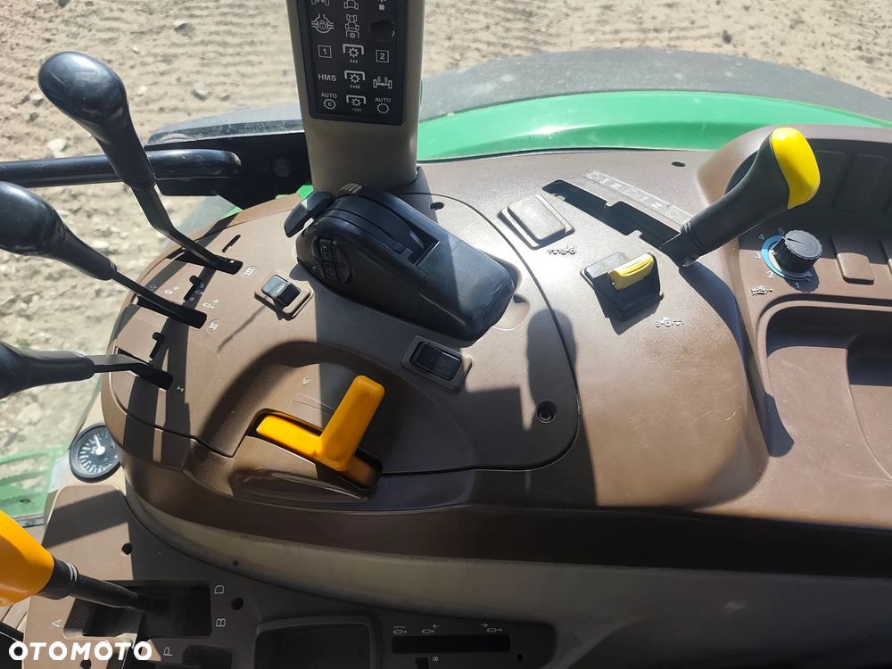 John Deere 5820 - 14