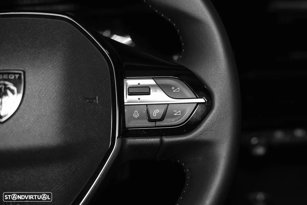 Peugeot 408 1.6 Hybrid Allure e-DCS7 - 8