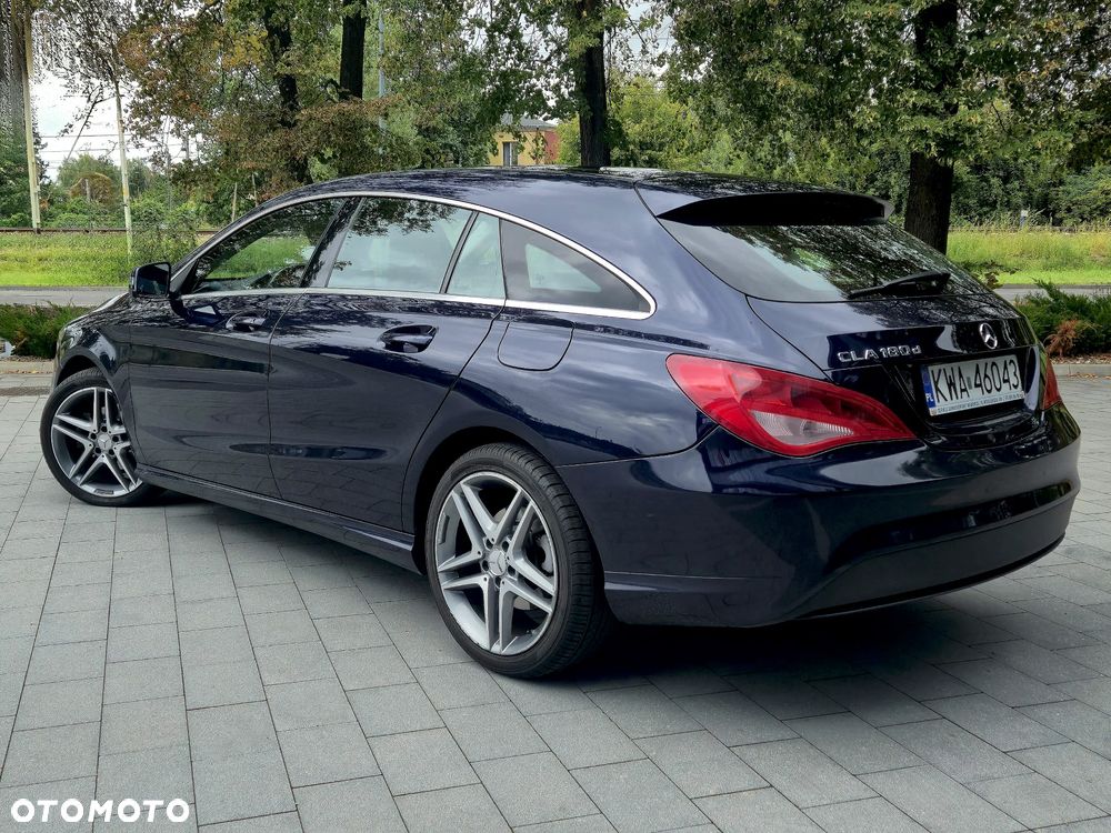 Mercedes-Benz CLA 180 d 7G-DCT - 3