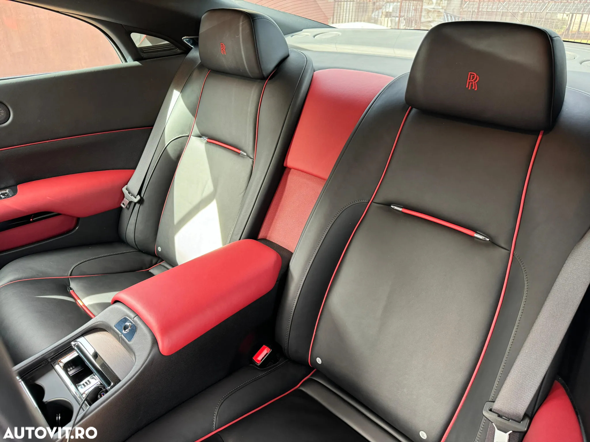 Rolls-Royce Wraith Standard - 11