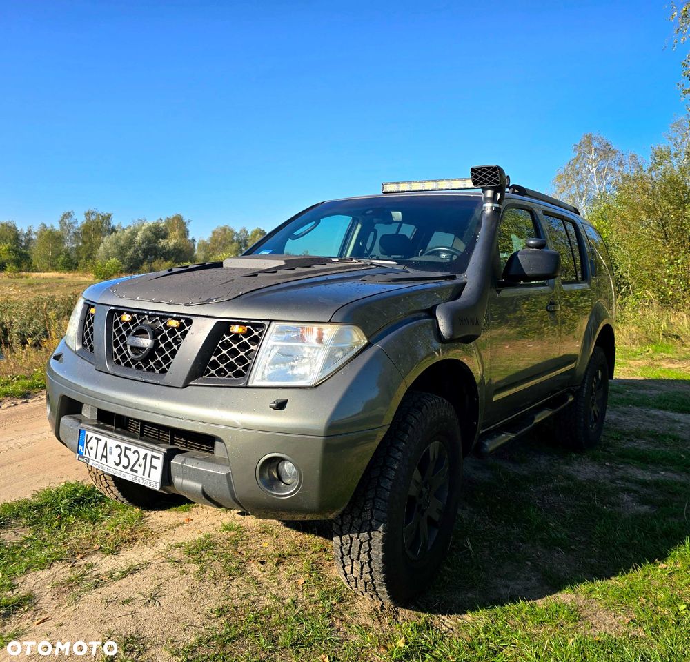 Nissan Pathfinder 2007 photo 2