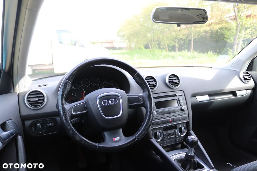 Audi A3 Sportback 2.0 TDI quattro Ambition - 19