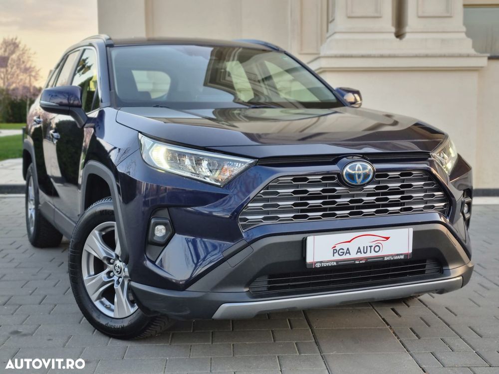 Toyota RAV4 - 8