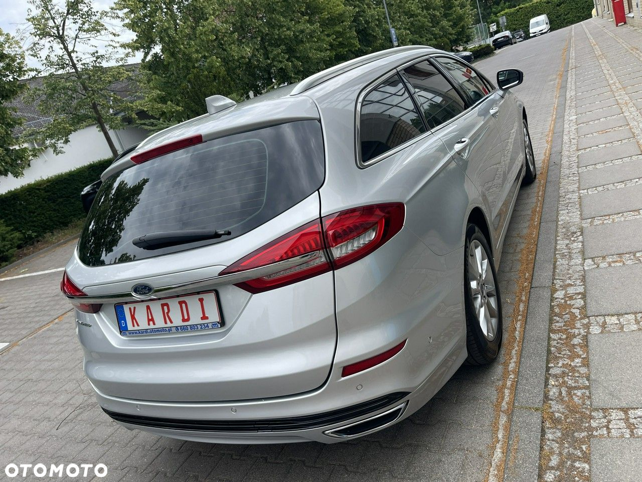 Ford Mondeo - 8