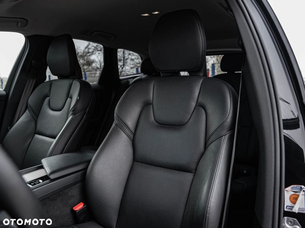 Volvo XC 60 B5 D AWD Geartronic Inscription - 23