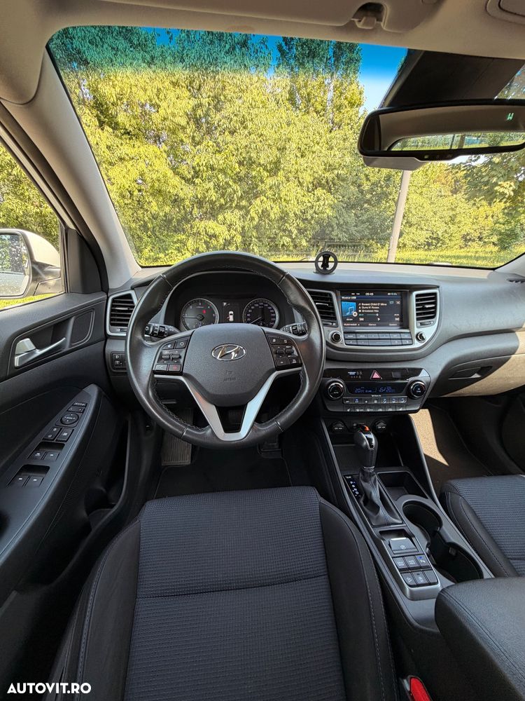 Hyundai Tucson 1.6 CRDi 4WD 7DCT Style - 11