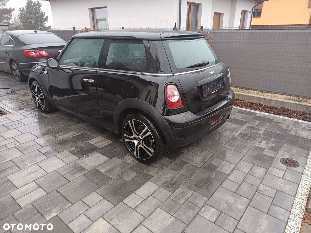 MINI ONE Standard - 4