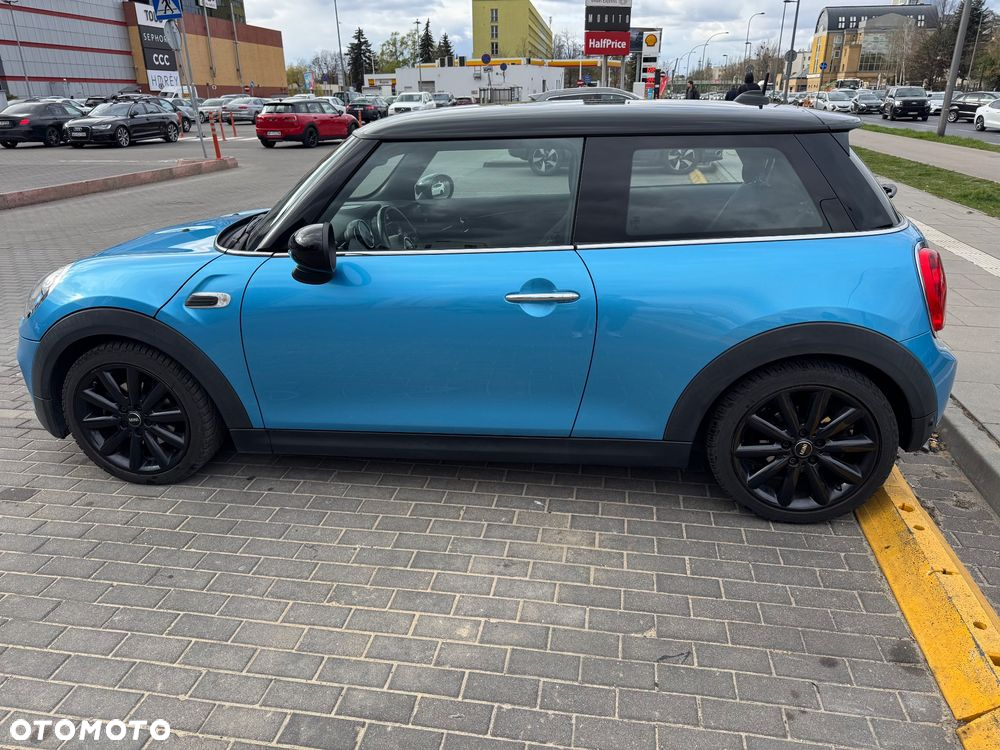 MINI Cooper Standard - 18
