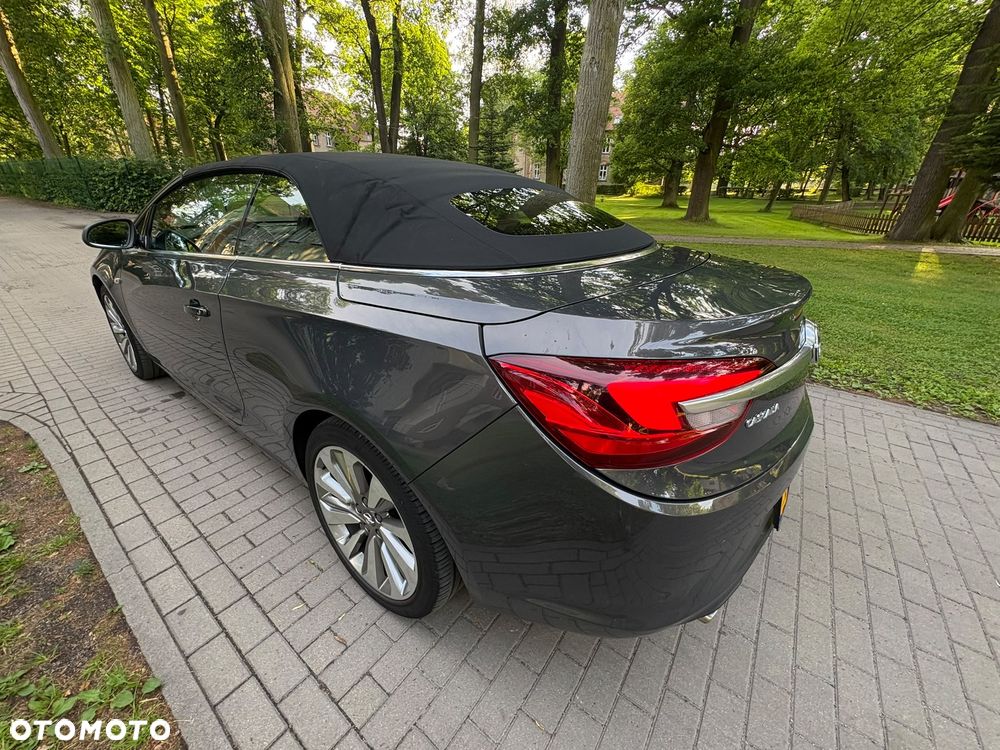 Opel Cascada 1.4 T Cosmo S&S - 10