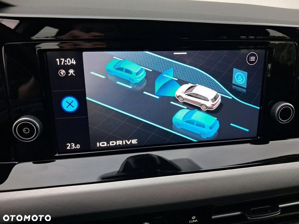 Volkswagen Golf - 23