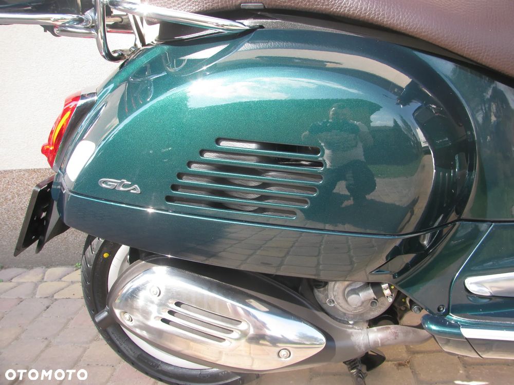 Piaggio Vespa - 22