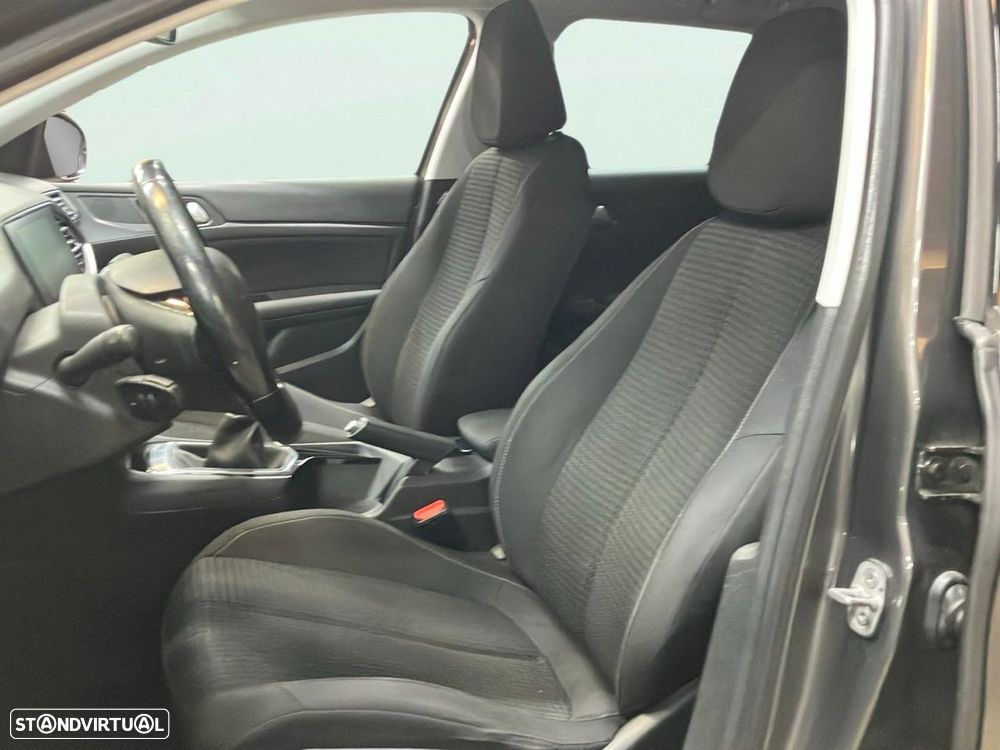 Peugeot 308 SW - 15
