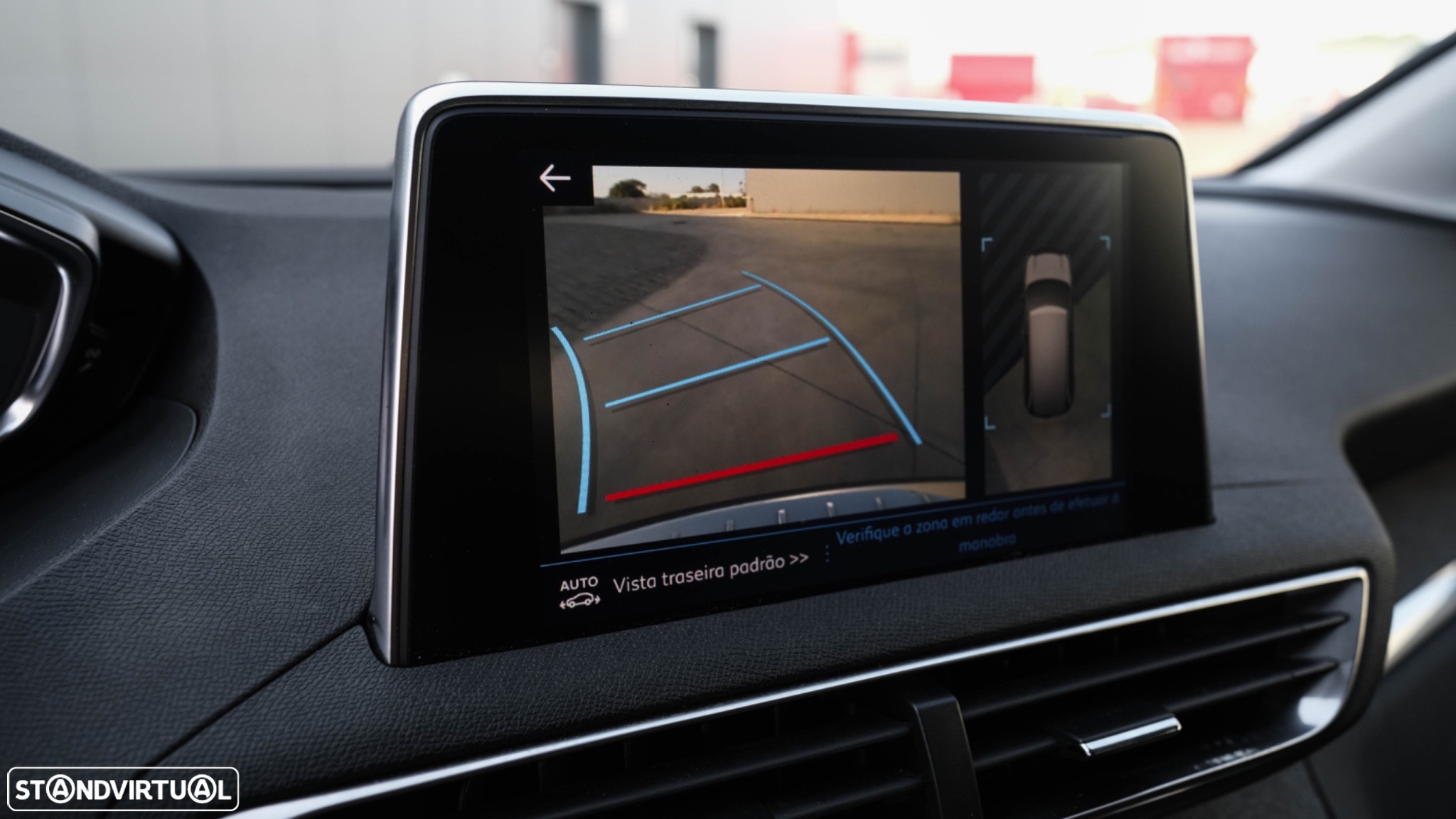 Peugeot 5008 1.5 BlueHDi Allure Pack EAT8 - 28