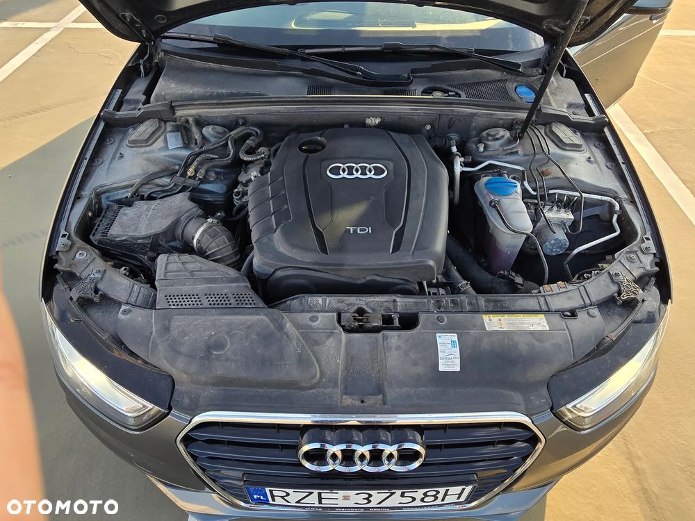 Audi A4 Avant 2.0 TDI DPF S line Sportpaket - 18