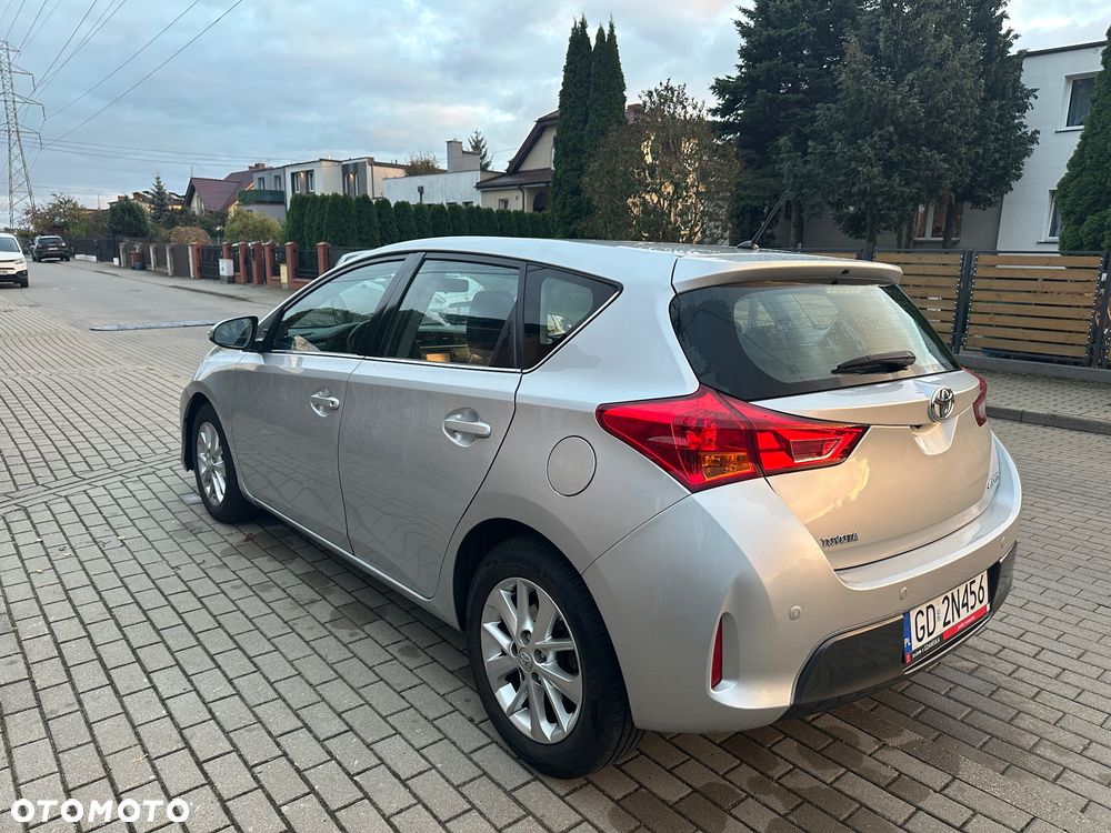 Toyota Auris - 6