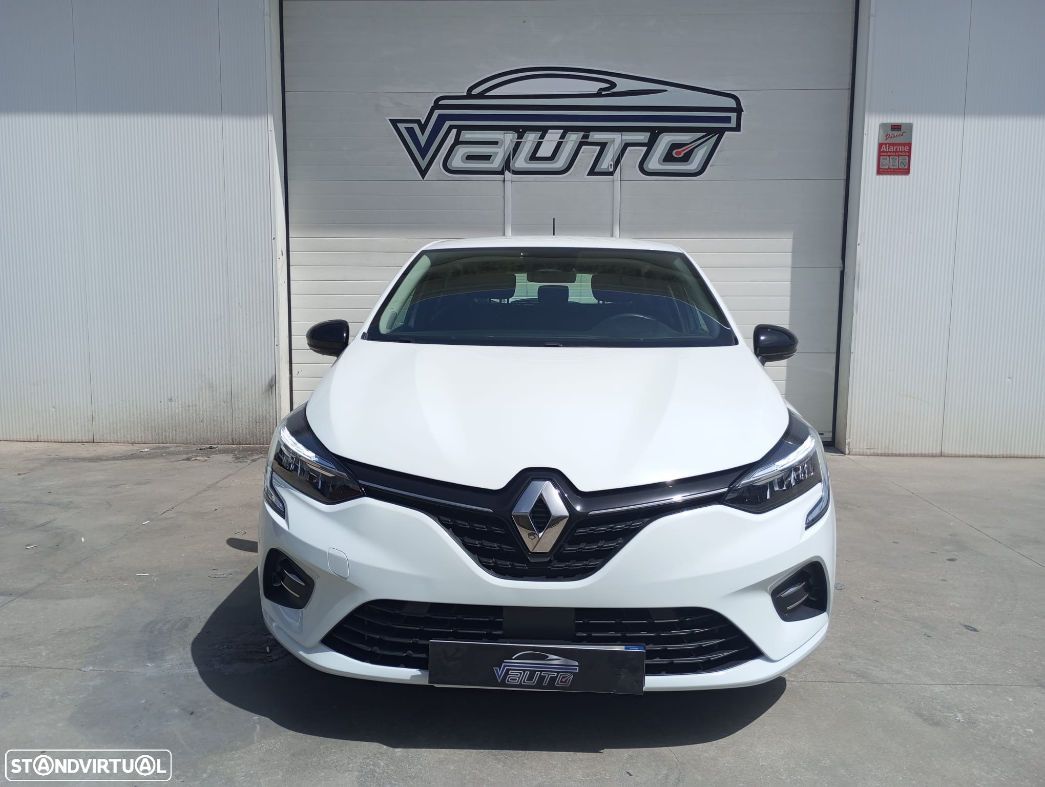 Renault Clio 1.6 E-Tech Edition One - 3