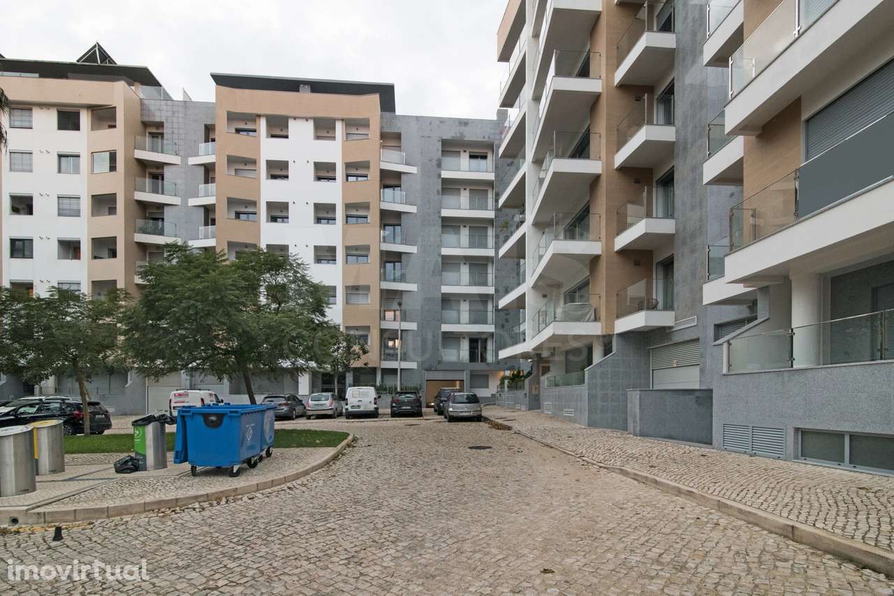 T3 com Terraço e vista mar na Praceta José Figueiredo Fonseca - Grande imagem: 3/42